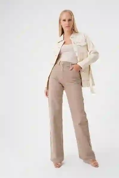 Resim Kemerli Cep Detayli Standart Kalip Denim Ceket